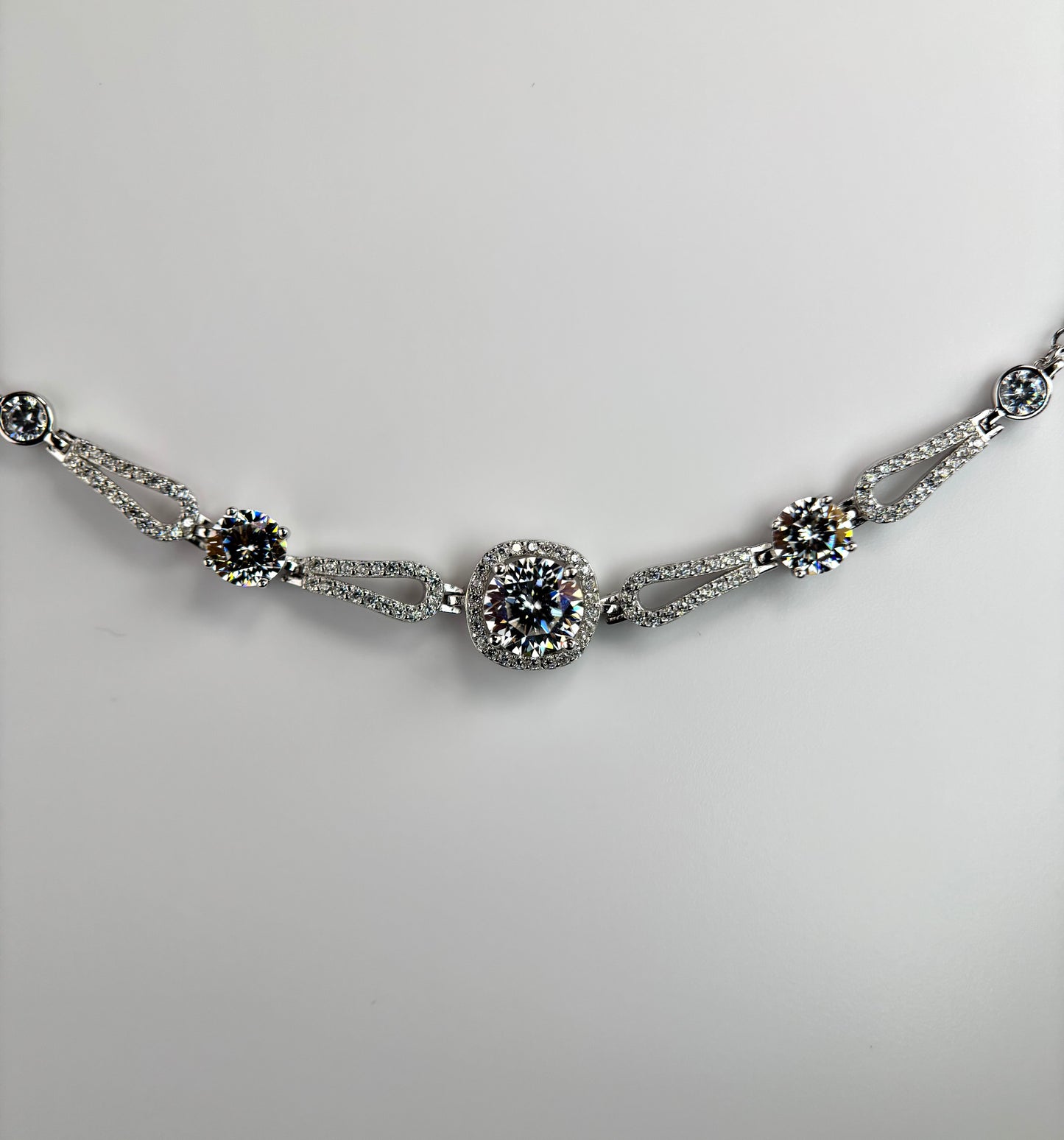 Round Halo Moissanite Bracelet