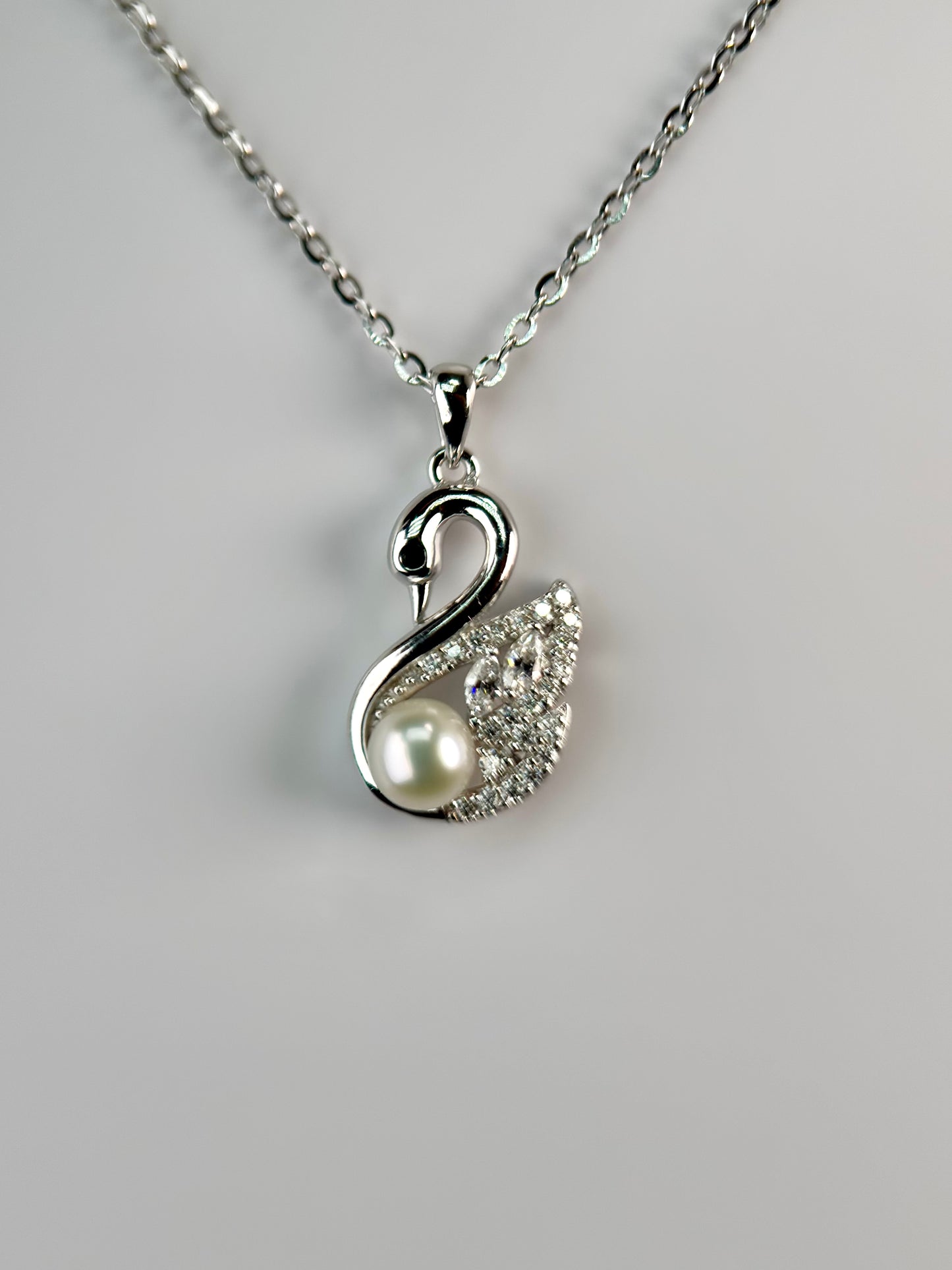 Swan Pearl Moissanite Necklace